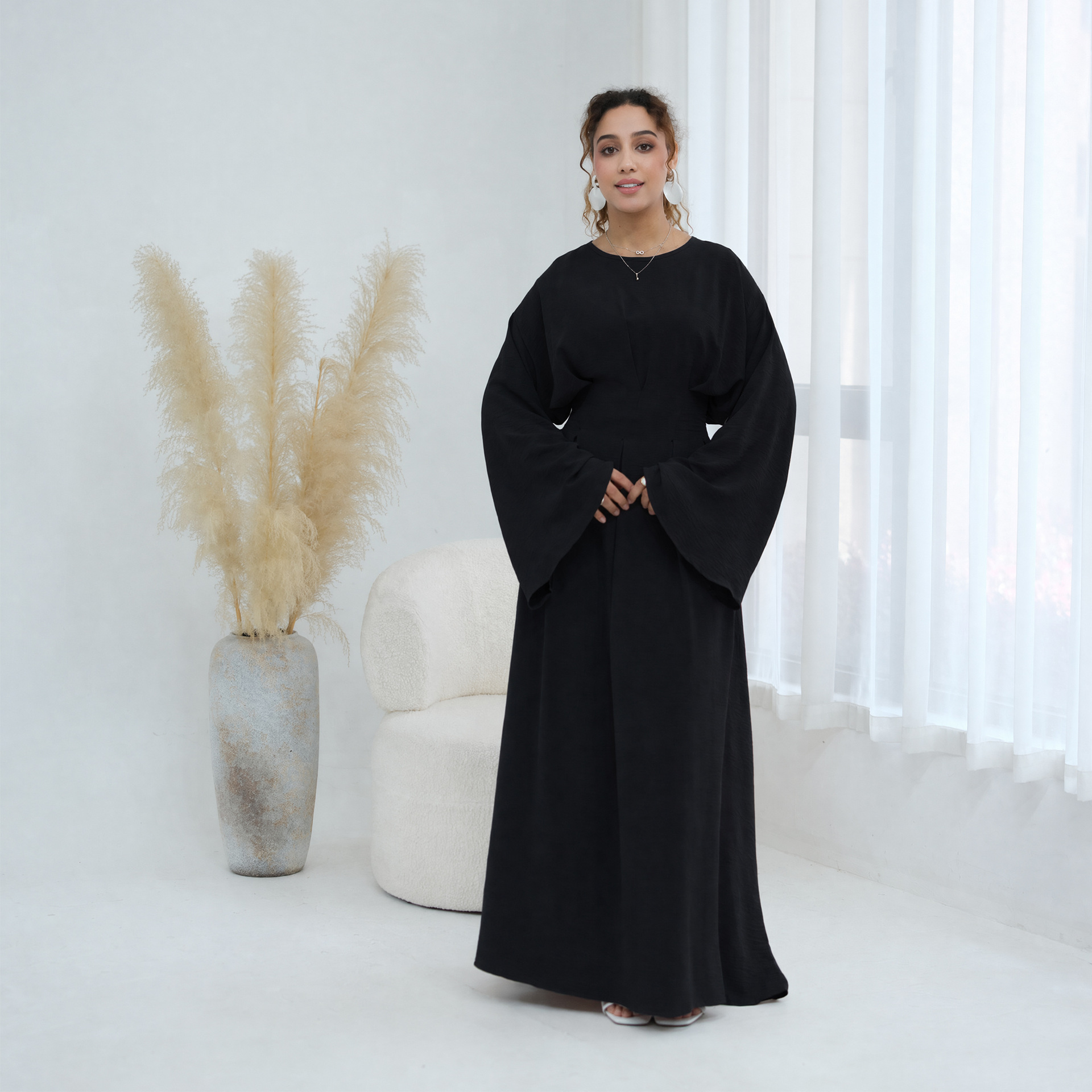 Abaya Women Muslim Dress LR1135 (2) Abaya Women Muslim Dress LR1135 (2)