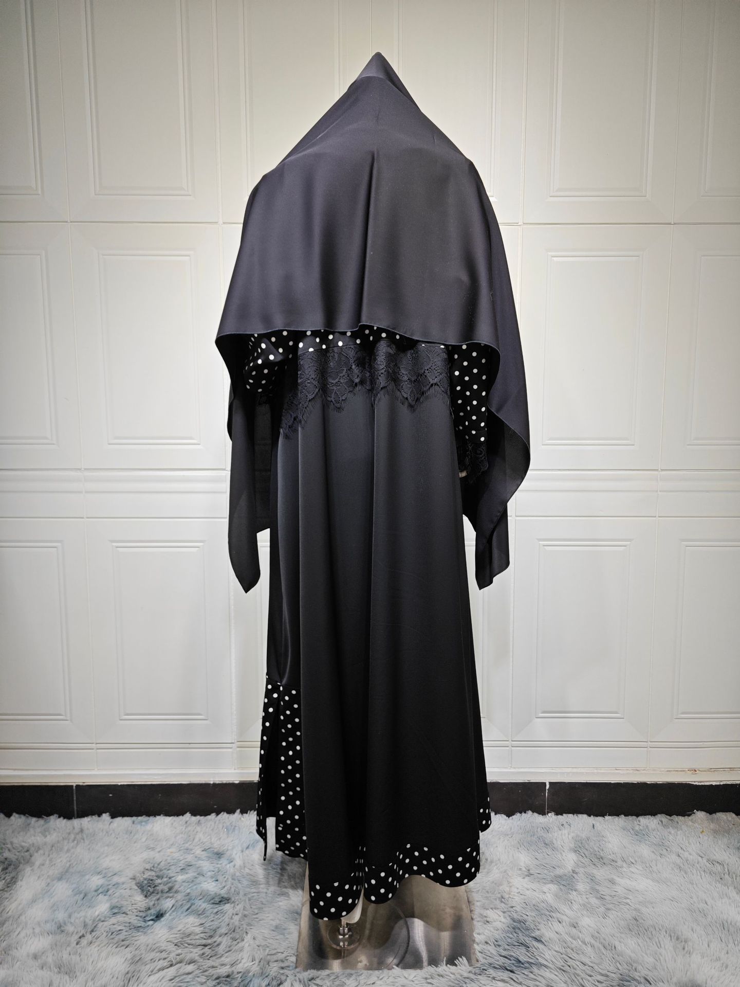 Polka Dot Black Abaya with Matching Hijab Set MQ260 (5) Polka Dot Black Abaya with Matching Hijab Set MQ260 (5)