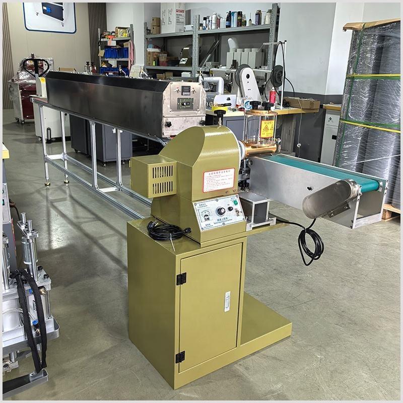 DL-129 Cabinet Type 150mm Hot Melt Glue Coating Machine Connected to Oven, Adjustable Speed Conveyor (1) DL-129 Cabinet Type 150mm Hot Melt Glue Coating Machine Connected to Oven, Adjustable Speed Conveyor (1)