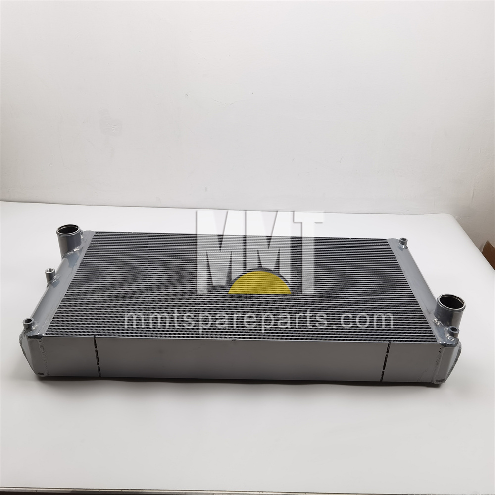 Radiator 256-5308 Radiator 256-5308