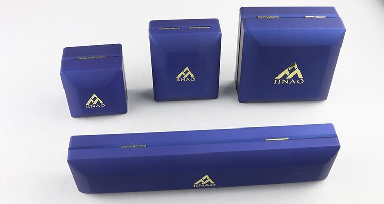 Ensemble de boîte à bijoux à LED en plastique bleu Blue Plastic LED Light Jewelry Box Set