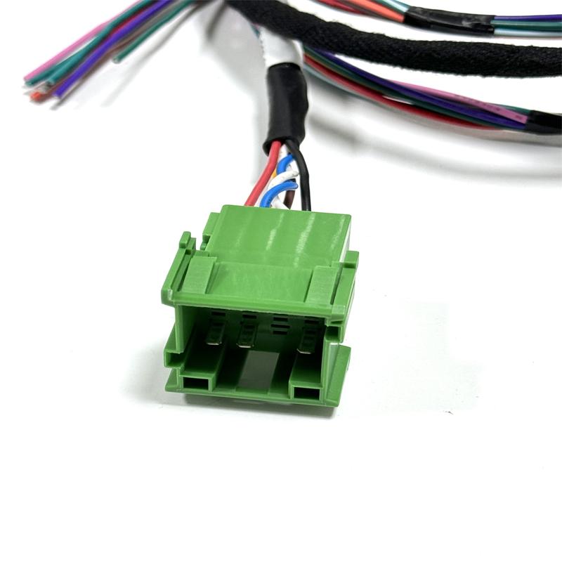 Automotive Multi-Branch Diagnostic and Tracking Harness Automotive Multi-Branch Diagnostic and Tracking Harness