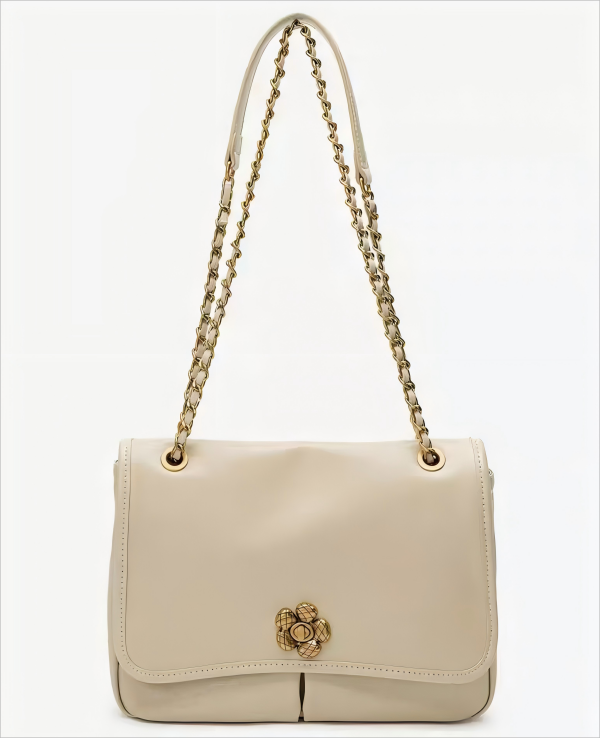 Fashionable leather crossbody bag Fashionable leather crossbody bag