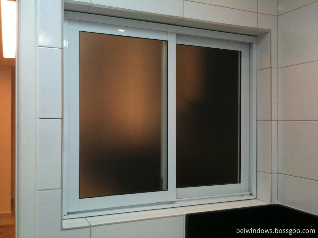 Frostat glas badrum/toalett/tvättrum aluminium skjutbara fönster ...