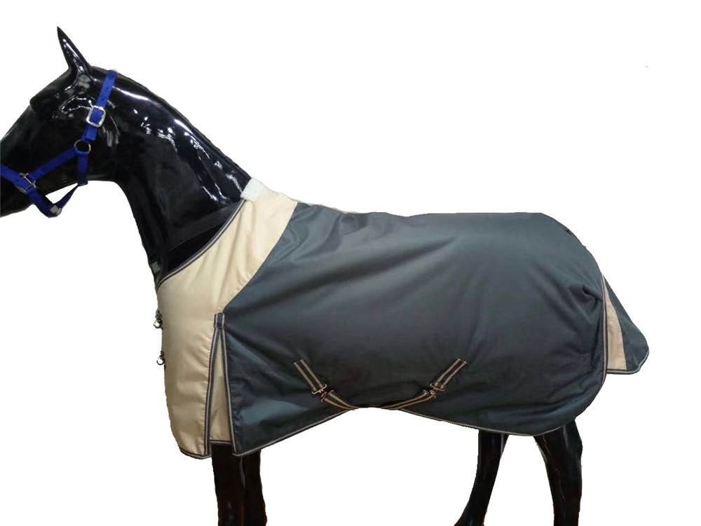 turnout horse rug