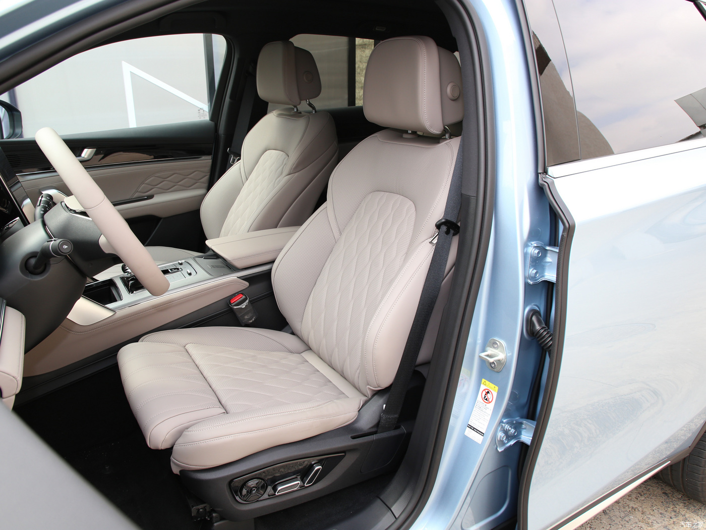 BYD TANG BYD TANG