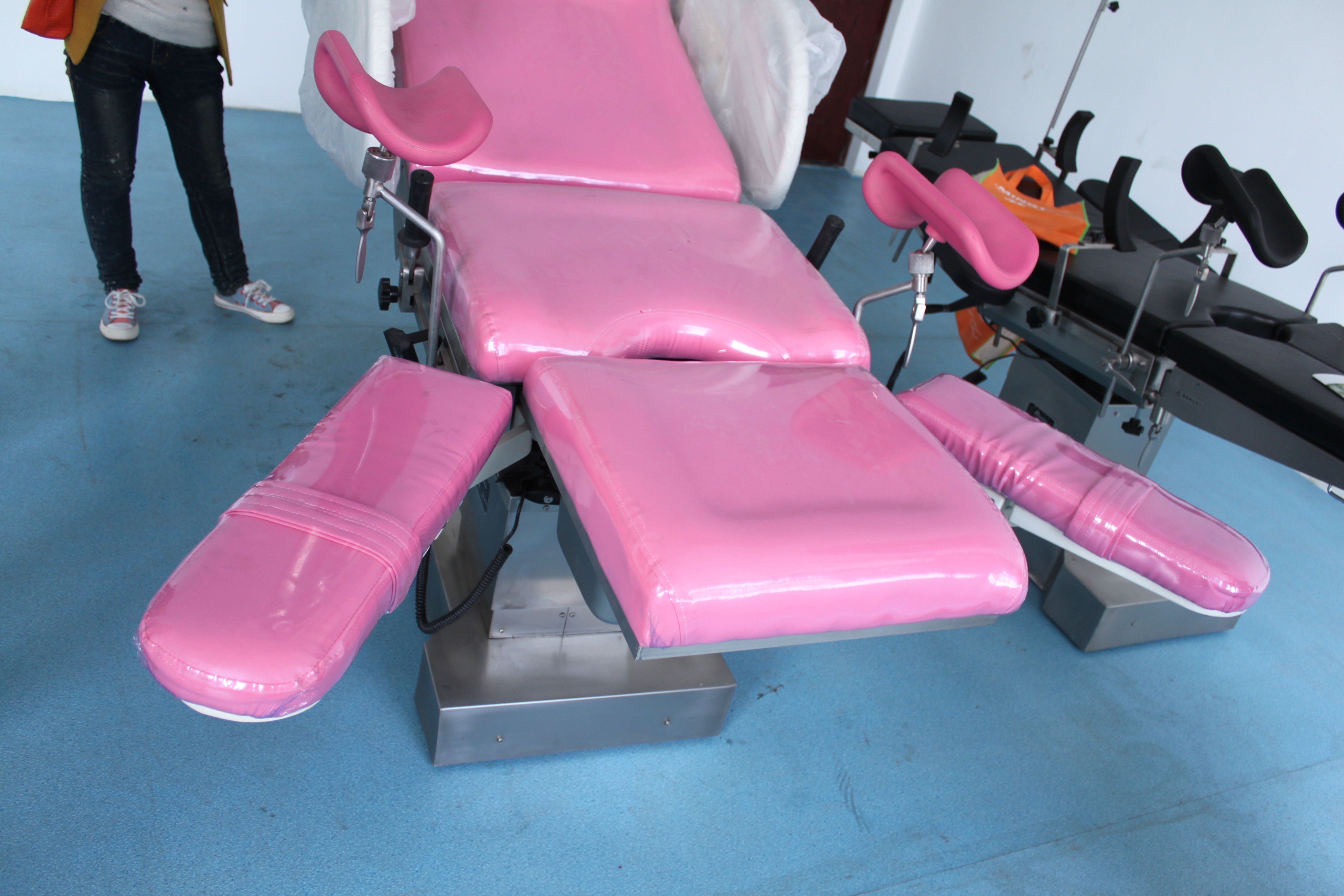 Mingtai gynecology operation table