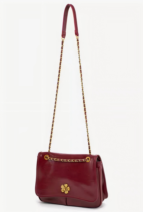 Fashionable leather crossbody bag Fashionable leather crossbody bag