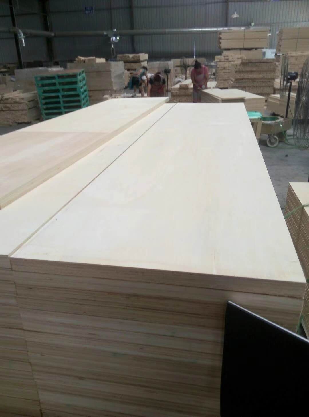 FSC 5mm commercial plywood (18) FSC 5mm commercial plywood (18)
