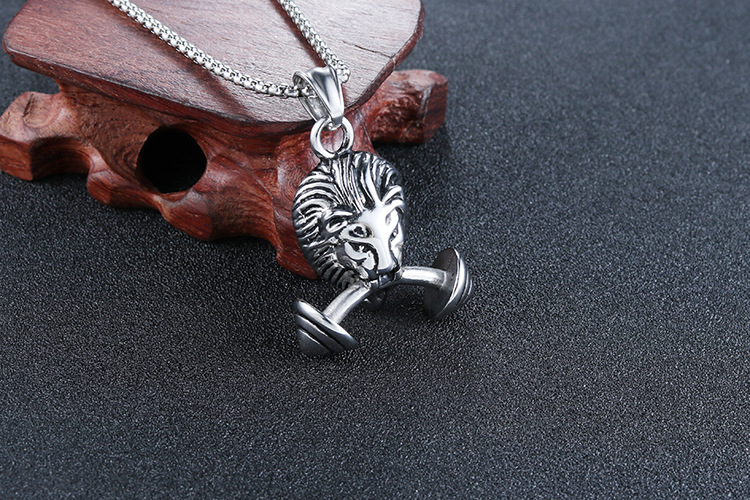 ライオンバーベルペンダントネックレス Lion Barbell Pendant Necklace