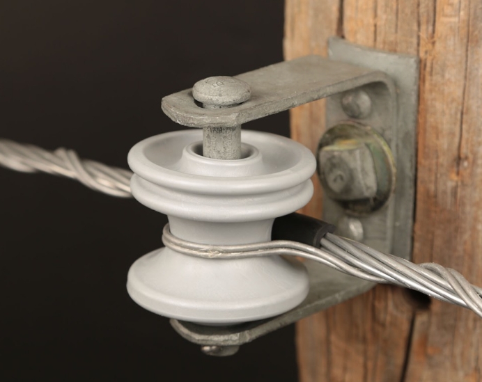spool insulator deaded clevis application spool insulator deaded clevis application