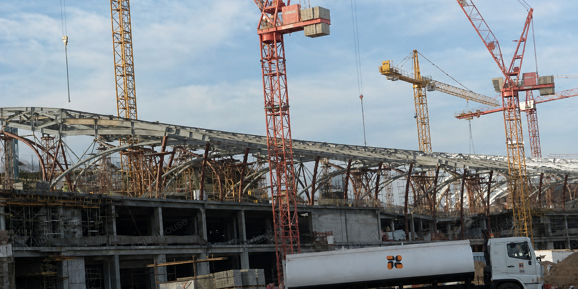 king-abdulaziz-international-airport-steel-structure-article-01-1920x960 king-abdulaziz-international-airport-steel-structure-article-01-1920x960