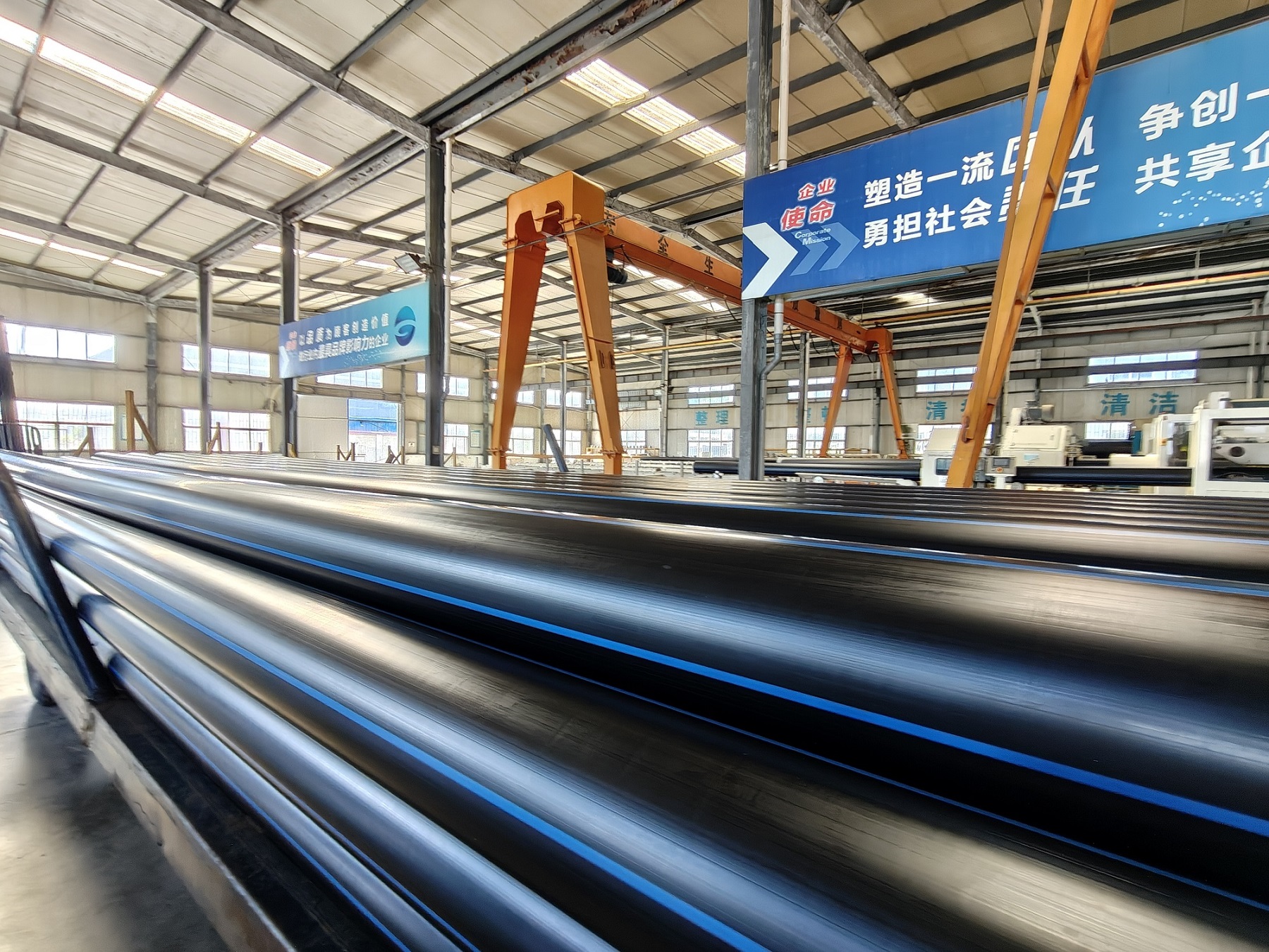Polyethylene pressure pipe Polyethylene pressure pipe