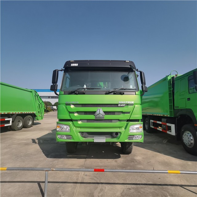 HOWO Garbage Compactor Truck (6) HOWO Garbage Compactor Truck (6)