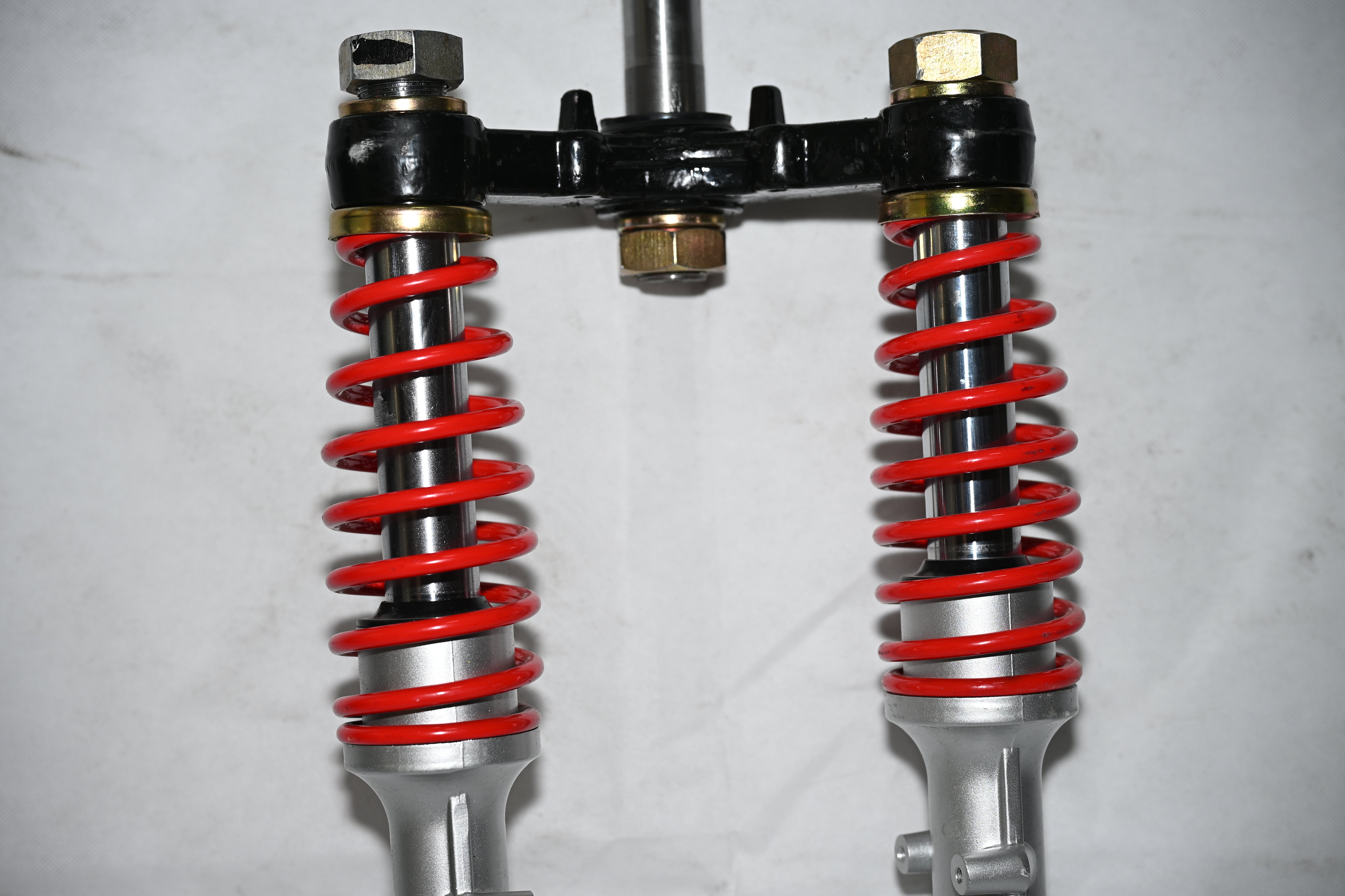 Silver shock absorber Silver shock absorber