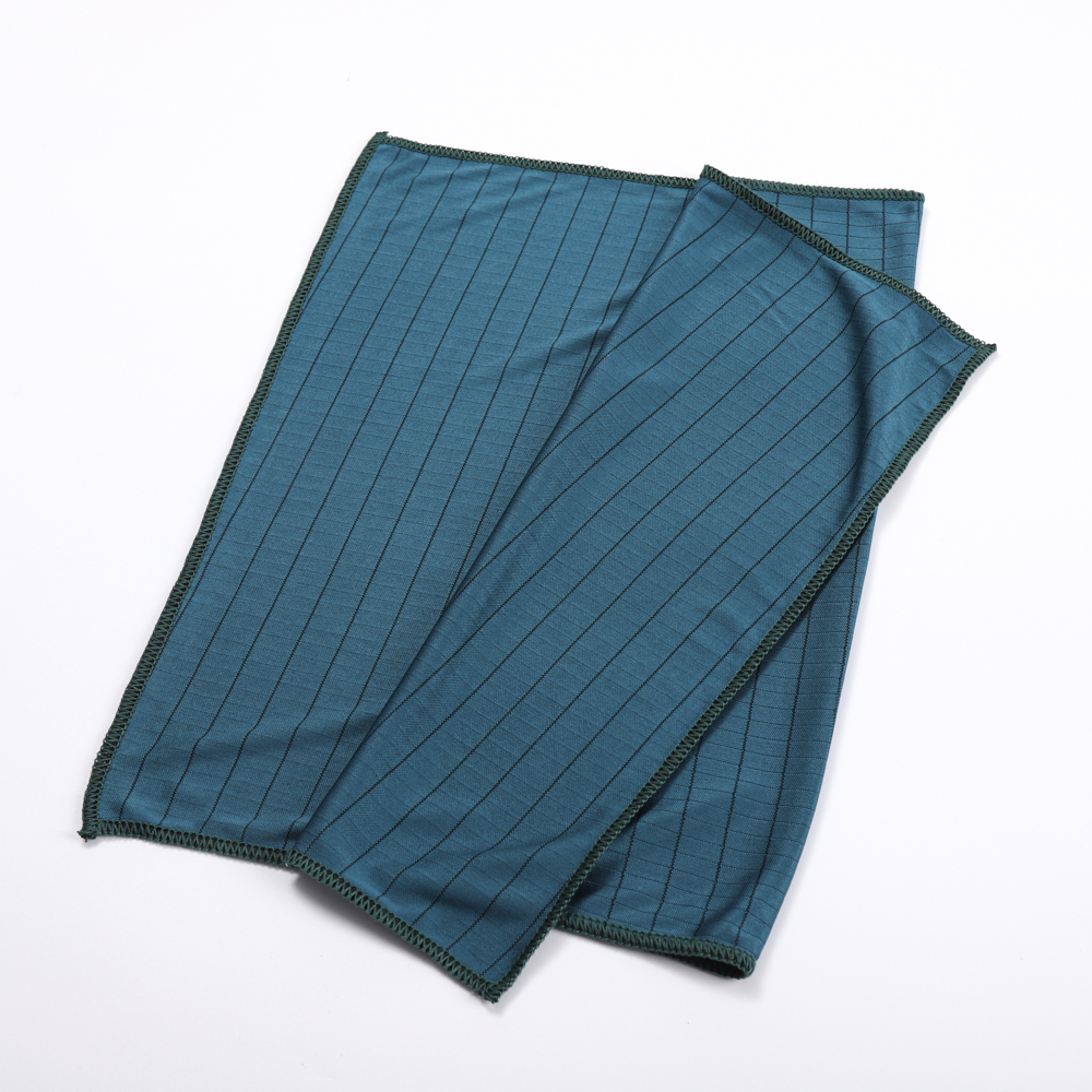 Carbon Cloths For The Household Microfibre Window Cloth Carbon Cloths For The Household Microfibre Window Cloth