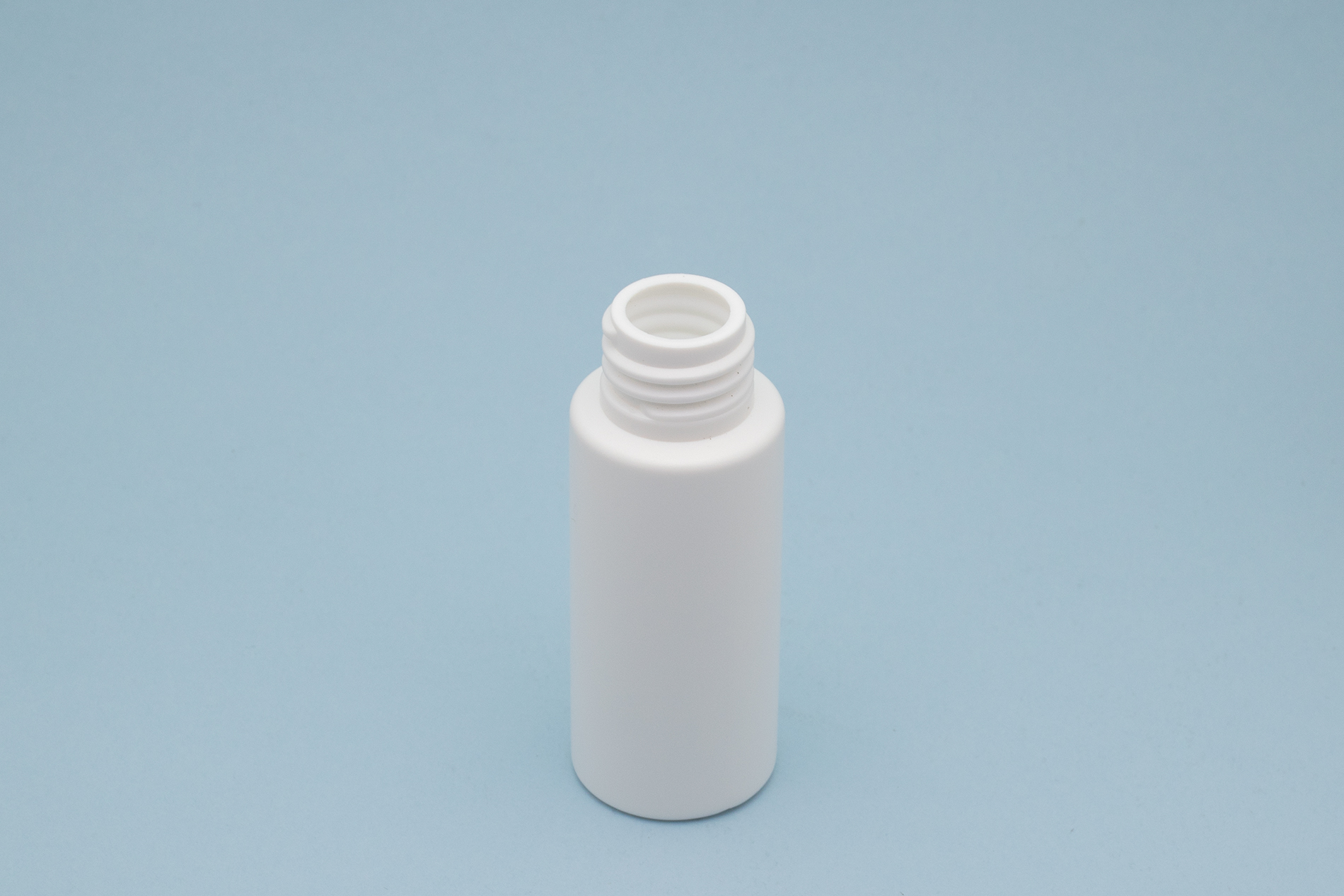 1 OZ/30ML White Cylinder HDPE Bottle With 20/410 Neck 1 OZ/30ML White Cylinder HDPE Bottle With 20/410 Neck
