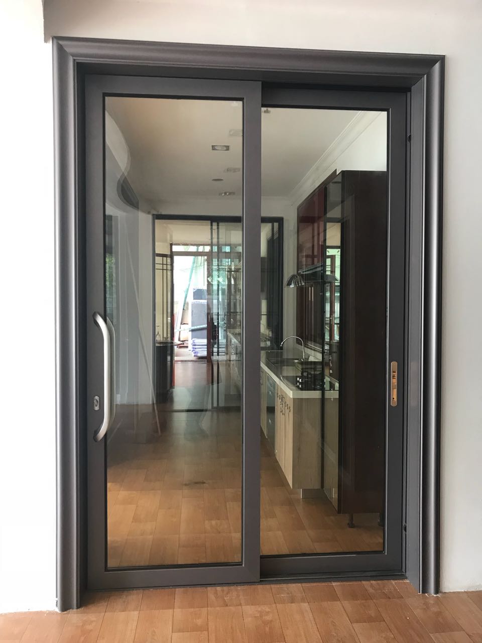lingyin construction materials ltd- sliding door