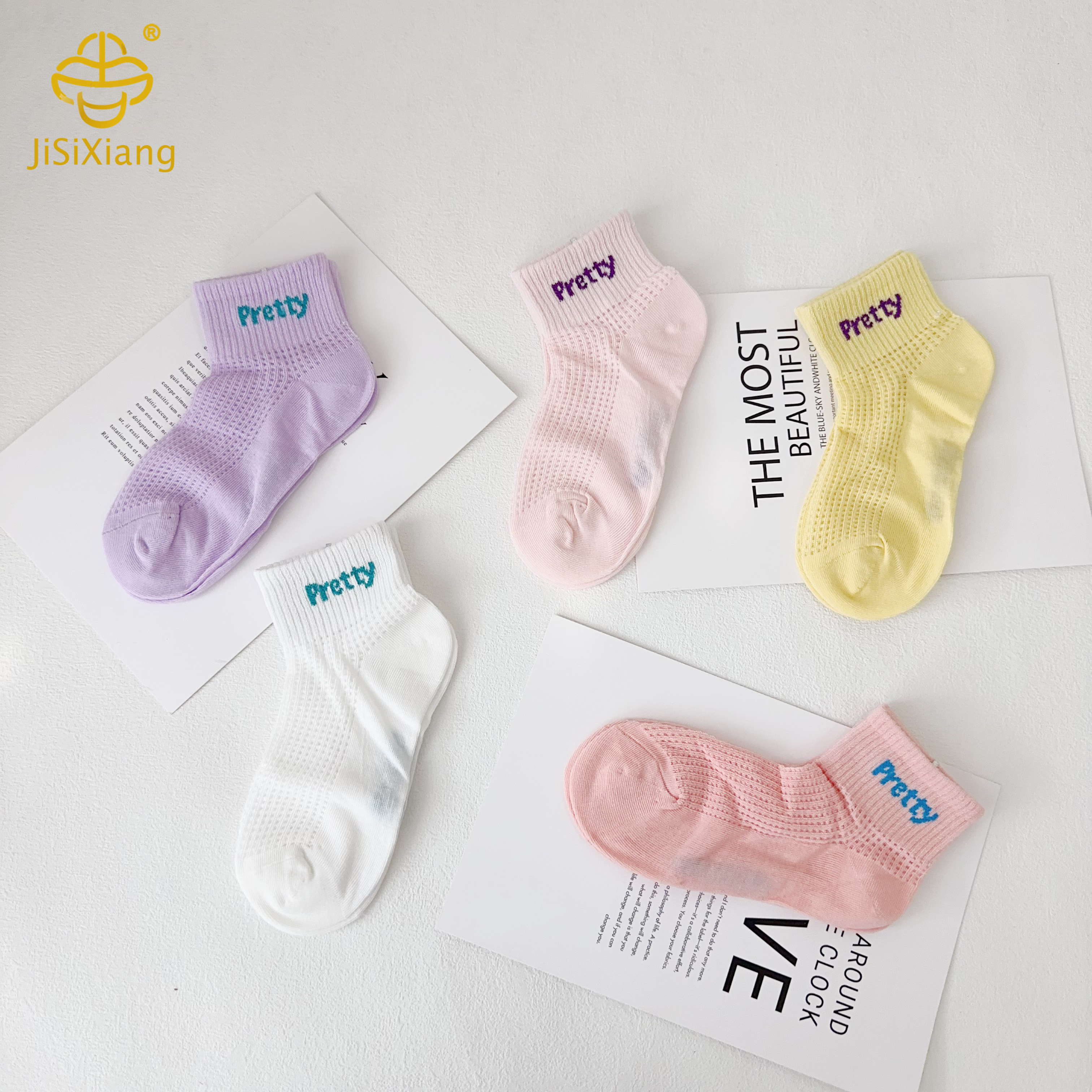 Korean version letter socks for girls Korean version letter socks for girls