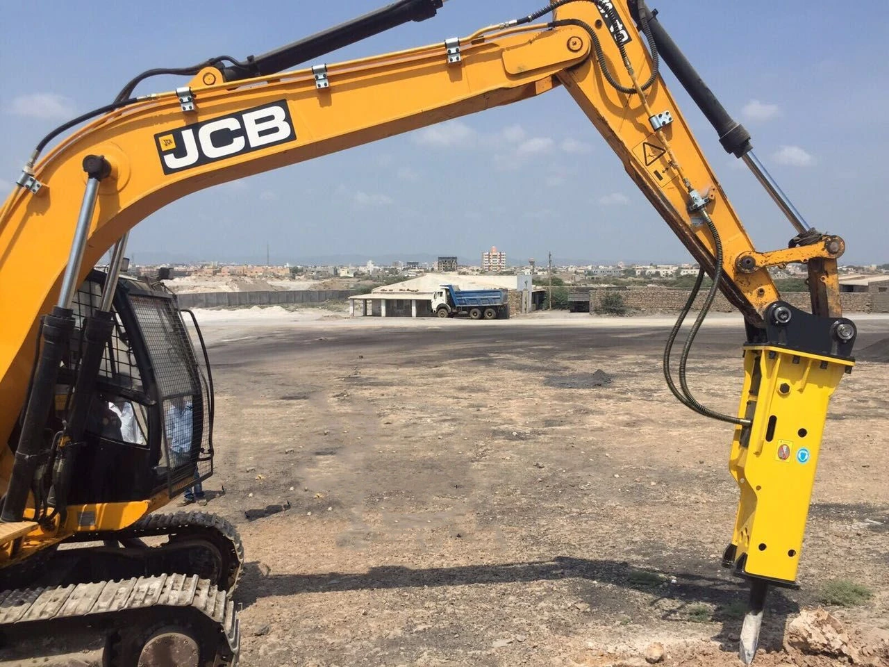 Recommend Product 20ton Sb81 140mm Chisel Box Type Hydraulic Rock Hammer Breaker for Excavator5 Recommend Product 20ton Sb81 140mm Chisel Box Type Hydraulic Rock Hammer Breaker for Excavator5