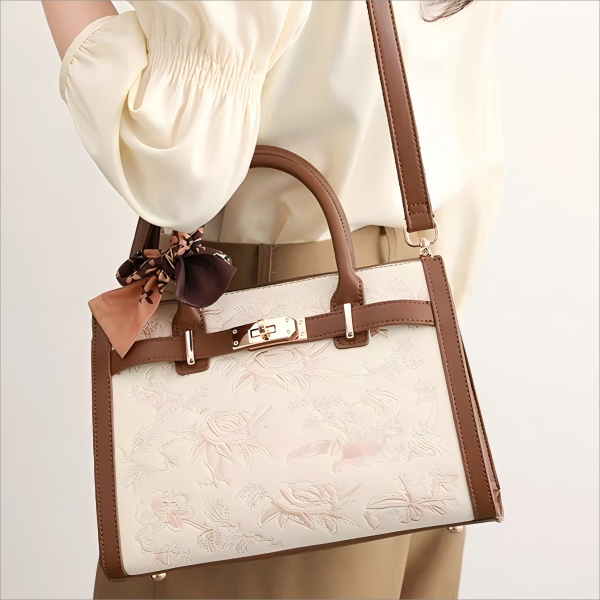 Customized women's embroidered handbag Customized women's embroidered handbag