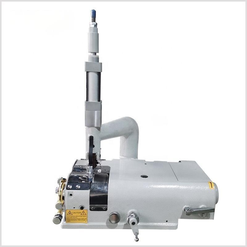 DL-75068 Pneumatic Leather Belt Head Skiving Machine Auto Sharpening System Servo Motor AutoFootswitch Leather Skiver (2) DL-75068 Pneumatic Leather Belt Head Skiving Machine Auto Sharpening System Servo Motor AutoFootswitch Leather Skiver (2)