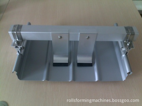 62708850 standing seam roll former