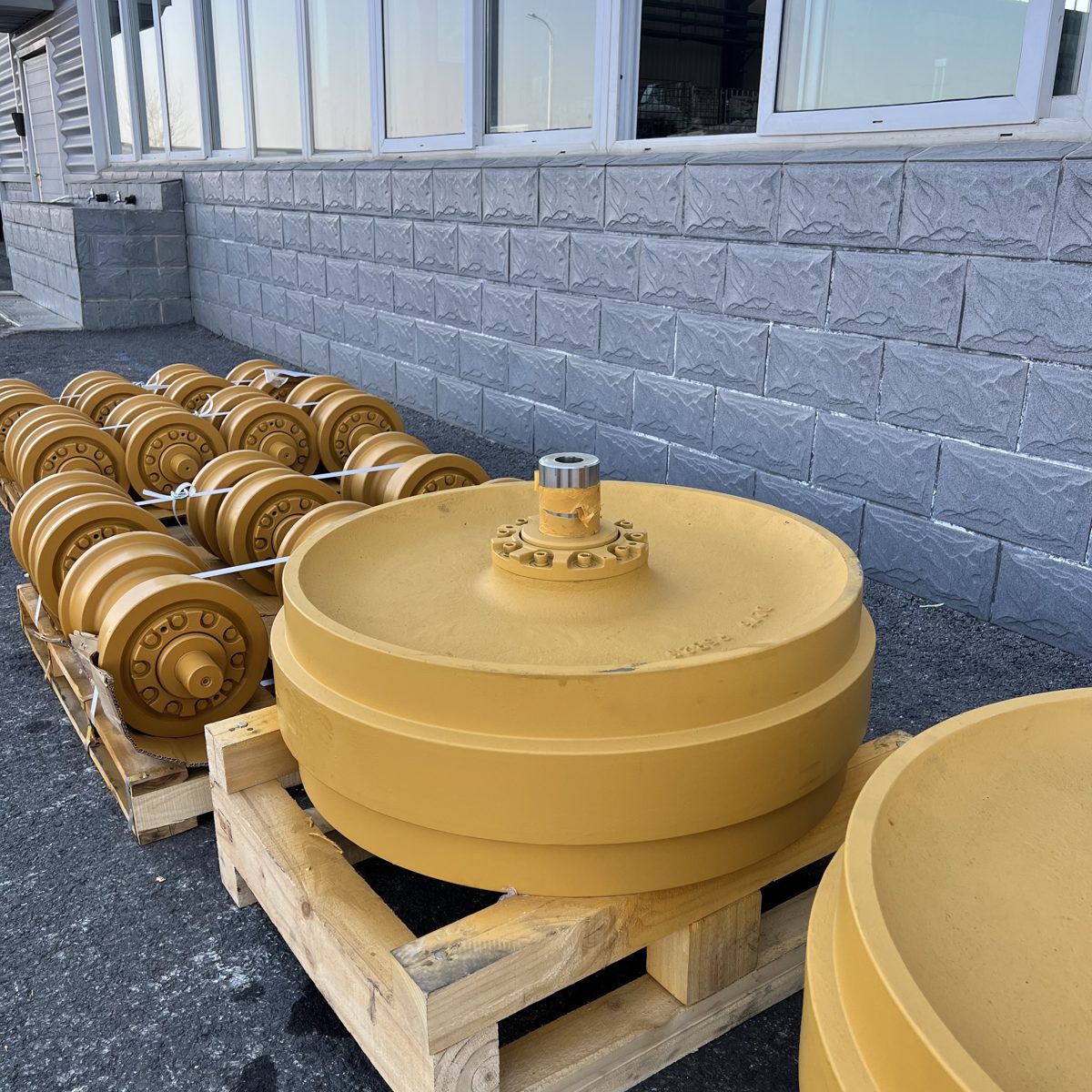 D275 Undercarriage Idler — Side View