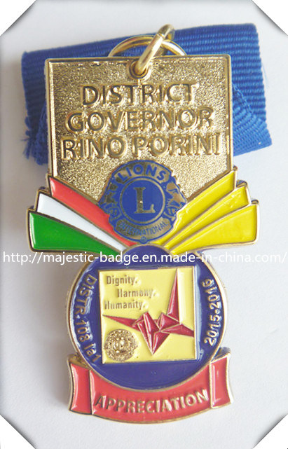 Customized Zinc Die Cast Soft Enamel Gold Plated Medal