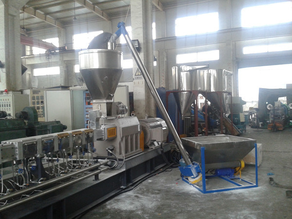 Tse-65 Twin/Double Screw PP/PE+CaCO3 Filling Extruder/Granule Making Machine/Pelletizer/Granulator