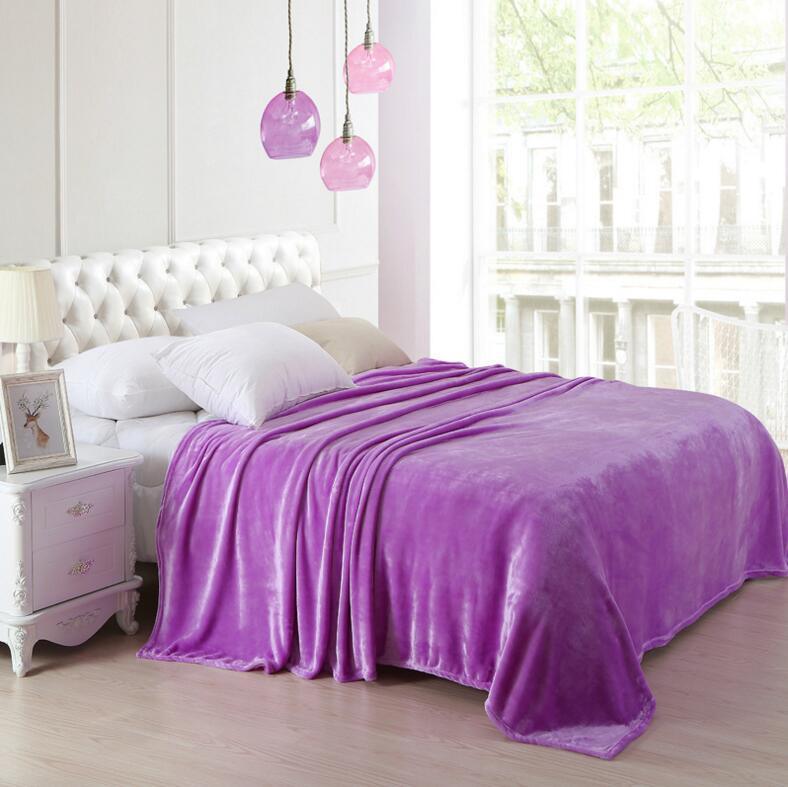 Hot Selling High Quality Super Soft 100% Polyester Plain Color Flannel Blanket