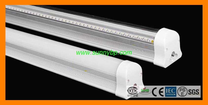 T8 Clear Fluorescent Replacement LED Tube Light