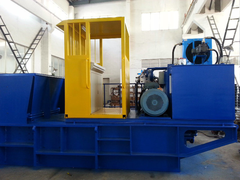 European Standard Ce Certificate Scrap Metal/Aluminum Can Baler for Sale