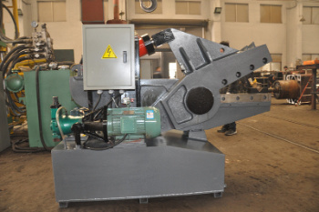 CCD-63 Catalytic Muffler Cutting Machine Decanner