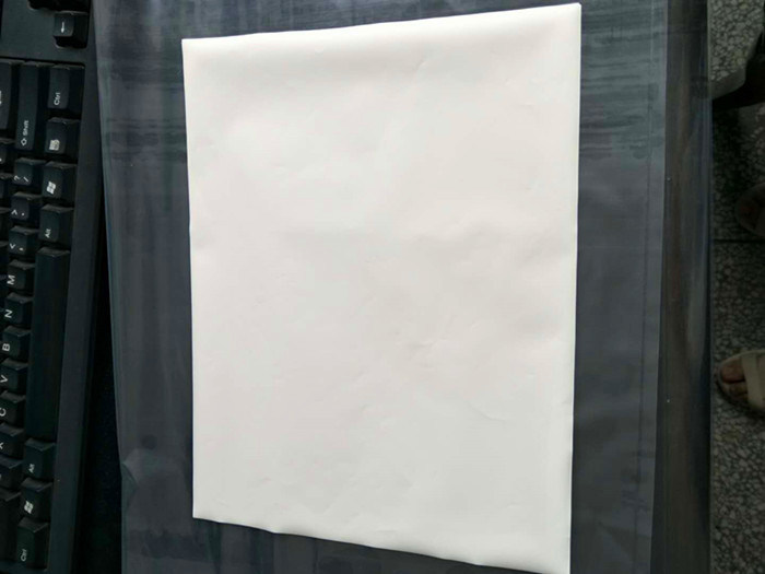 Filtres à membrane de nitrate de cellulose de 0,45 microns pour laboratoires et hôpitaux