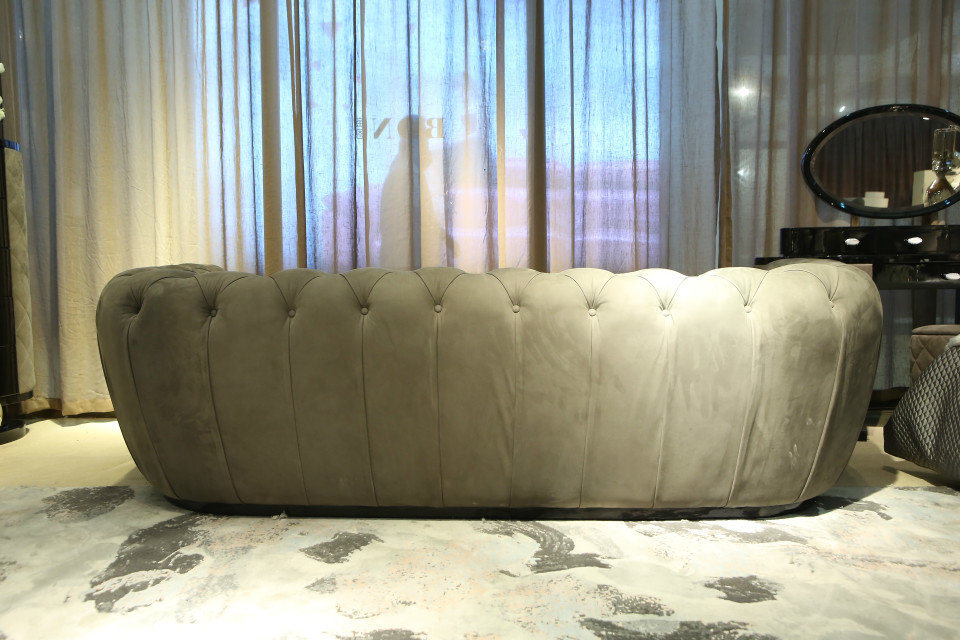 New Style Nubuck Leather Italian Design Sofa