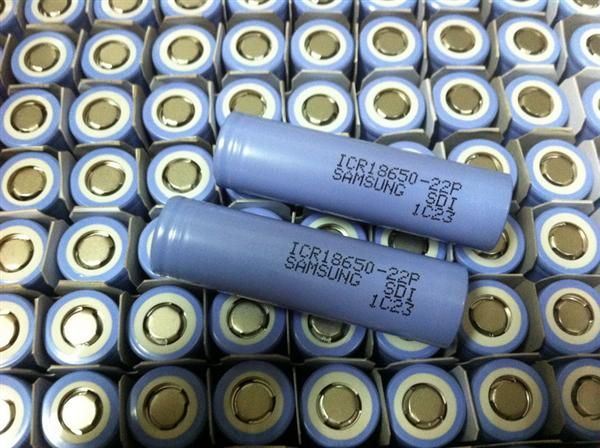 Li-ion Battery 18650 22P 2200mAh Lithium Power Battery