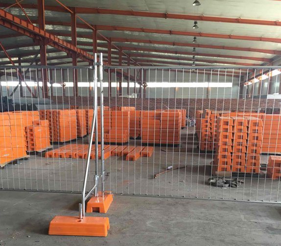 ASTM4687-2007 Hot DIP Galvanized 2.1X2.4m Temporary Fencing for Australia