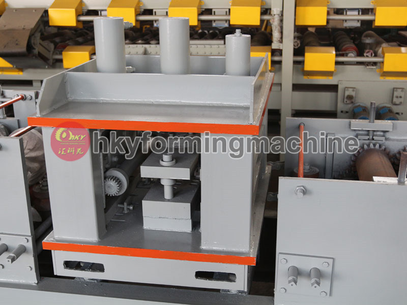 C Shape Hydraulic Cold Roll Forming Machine