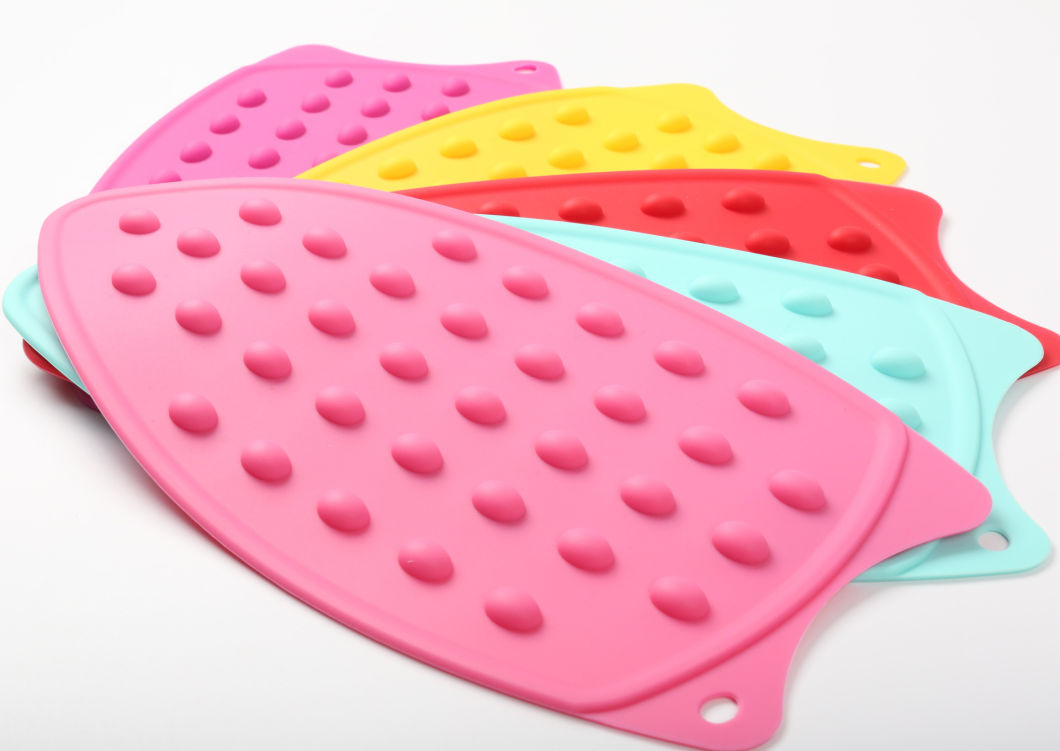 High Quality Silicone Iron Rest Mat for Ironing Board