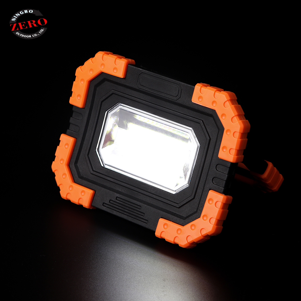 Rechargeable Input/Output 10W 800 Lumen LED Work Light Working Lamp