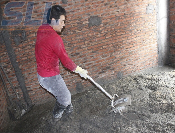 a Portable Mixing Robot Used with a Wall-Scraper