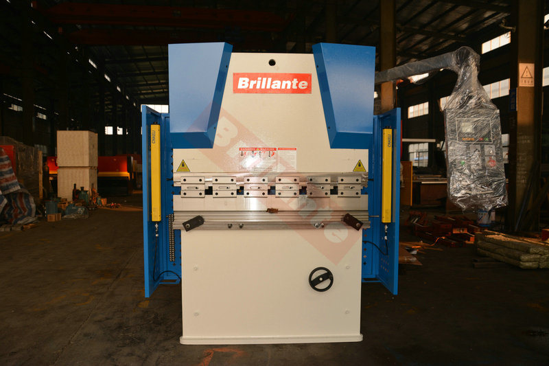 Small Sheet Metal Press Brake, CNC Hydraulic Brake/Bending Machine, Brake Lining Making Machine