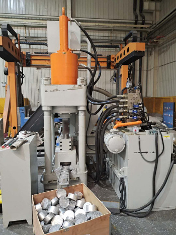Y83L-360 Scrap Aluminum Briquetting Press with Ce (factory)