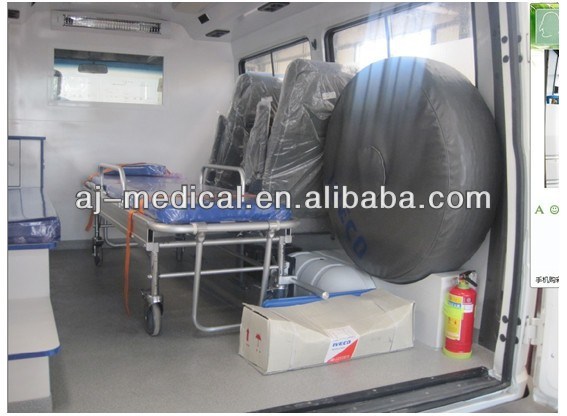 New 4WD off-Road Intensive Care LHD Ambulance Car Medical Equipment Urgent Equipments Medical Vehicle for Sale