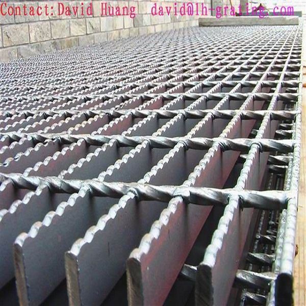 Standard Serrated Black Steel Grating for Steel Structure Platform Floor