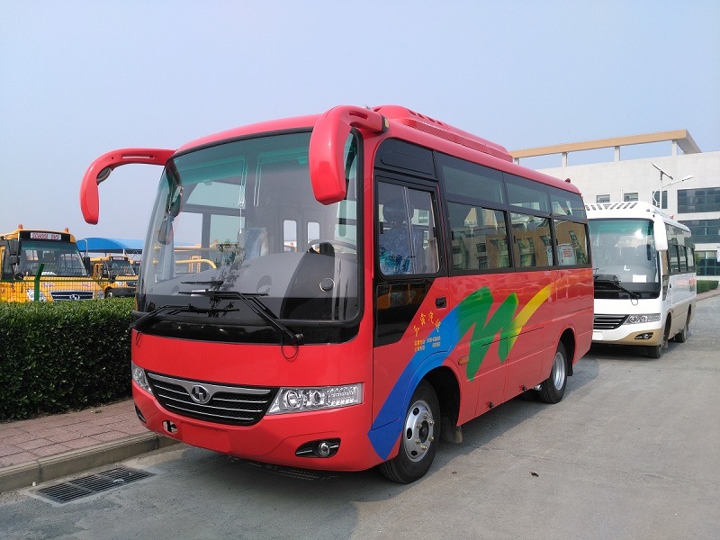 China Popular School Bus of Model SL6750C3F