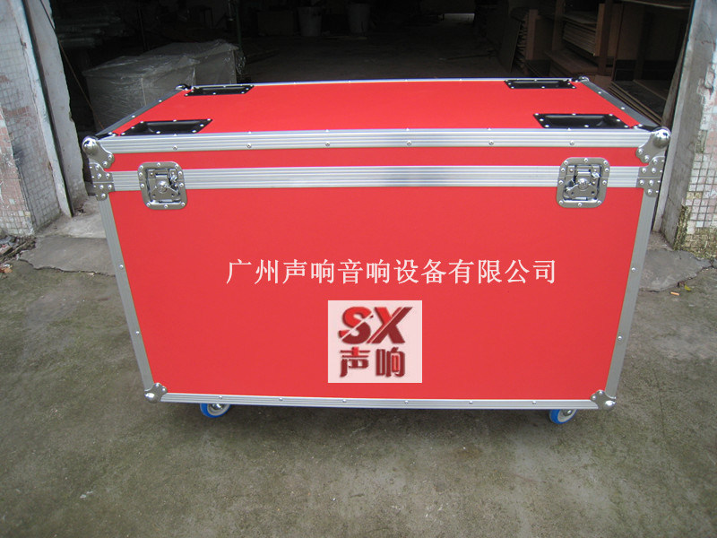 Waterproof Aluminum Road Case with Heavy Duty Wheels