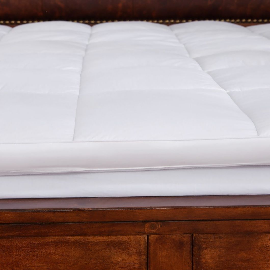 233 Thread Count White Goose Feather Full Bed/Mattress Topper