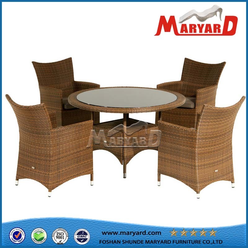 Garden Rattan Furniture Dining Table and Chairs for Outdoor